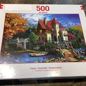 Puzzle, 500 pieces are all there
